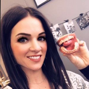 Meet your Posher, Crystal